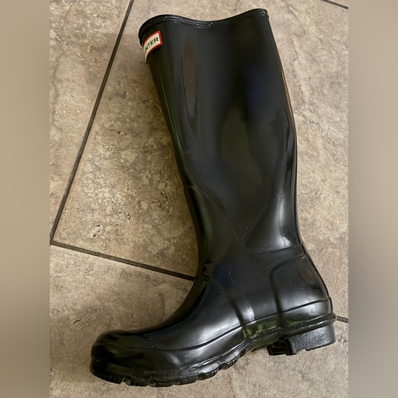 Hunter Black and White Label Boots - Picture 2 of 4